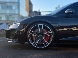 
										Audi R8 –  5.2 FSI V10 Performance Carbon Black S Tronic quattro Euro 6 (s/s) 2dr full									