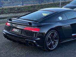 
										Audi R8 –  5.2 FSI V10 Performance Carbon Black S Tronic quattro Euro 6 (s/s) 2dr full									