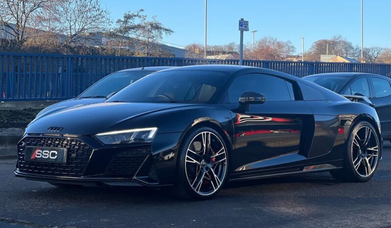 
								Audi R8 –  5.2 FSI V10 Performance Carbon Black S Tronic quattro Euro 6 (s/s) 2dr full									