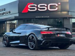 
										Audi R8 –  5.2 FSI V10 Performance Carbon Black S Tronic quattro Euro 6 (s/s) 2dr full									