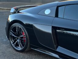 
										Audi R8 –  5.2 FSI V10 Performance Carbon Black S Tronic quattro Euro 6 (s/s) 2dr full									