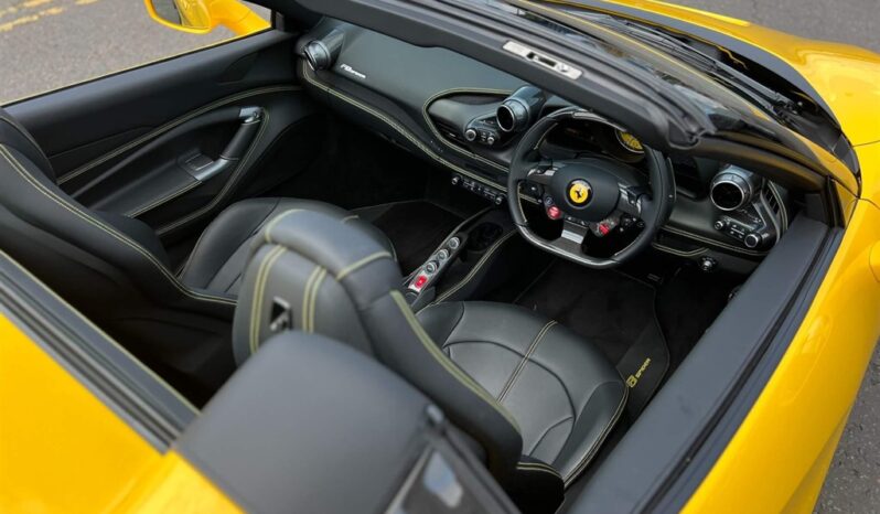 
								Ferrari F8 Spider – n 3.9T V8 F1 DCT Euro 6 (s/s) 2dr full									