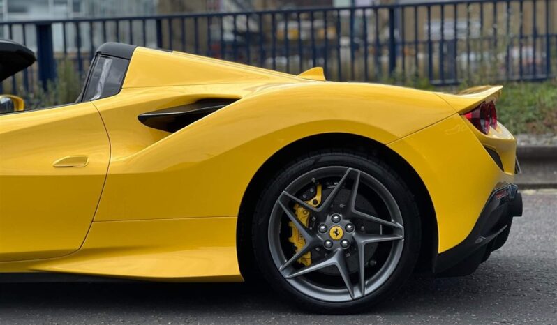 
								Ferrari F8 Spider – n 3.9T V8 F1 DCT Euro 6 (s/s) 2dr full									