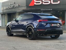 
										Lamborghini Urus – 4.0 V8 BiTurbo Auto 4WD Euro 6 5dr full									