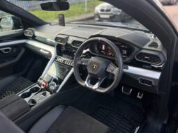 
										Lamborghini Urus – 4.0 V8 BiTurbo Auto 4WD Euro 6 5dr full									