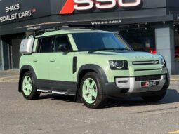 
										Land Rover Defender 110 –  3.0 D300 MHEV 75th Limited Edition Auto 4WD Euro 6 (s/s) 5dr full									