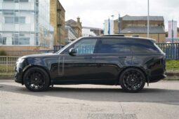 
										Land Rover Range Rover –  3.0 D350 MHEV Autobiography Auto 4WD Euro 6 (s/s) 5dr full									