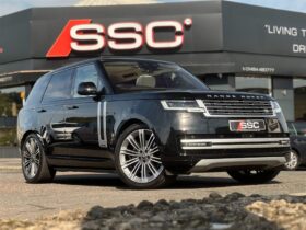 Land Rover Range Rover –  3.0 P400 MHEV Autobiography Auto 4WD Euro 6 (s/s) 5dr