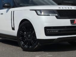 
										Land Rover Range Rover  – 3.0 P400 MHEV SE Auto 4WD Euro 6 (s/s) 5dr full									