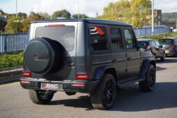 
										Mercedes G63 AMG – 4.0 V8 BiTurbo MHEV AMG MANUFAKTUR Edition SpdS+9GT 4WD Euro 6 (s/s) 5dr full									