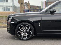 
										Rolls-Royce Cullinan  – 6.75 V12 Black Badge Auto 4WD Euro 6 5dr full									