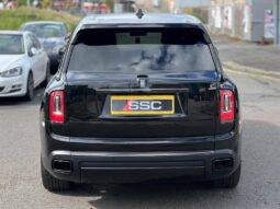 
										Rolls-Royce Cullinan  – 6.75 V12 Black Badge Auto 4WD Euro 6 5dr full									